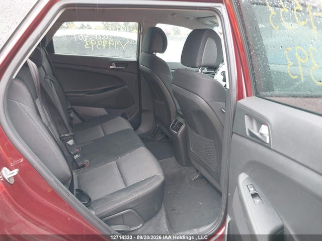 12714333 :رقم المزاد ، KM8J33A40GU197393 vin ، 2016 Hyundai Tucson Limited/sport And Eco/se مزاد بيع