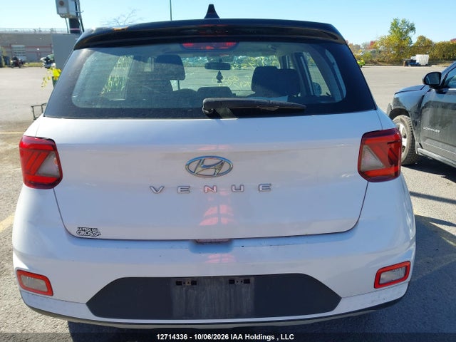 Продаж на аукціоні авто 2021 Hyundai Venue Essential Auto Ivt With Two-tone Body Colour, vin: KMHRB8A32MU109692, номер лоту: 12714336