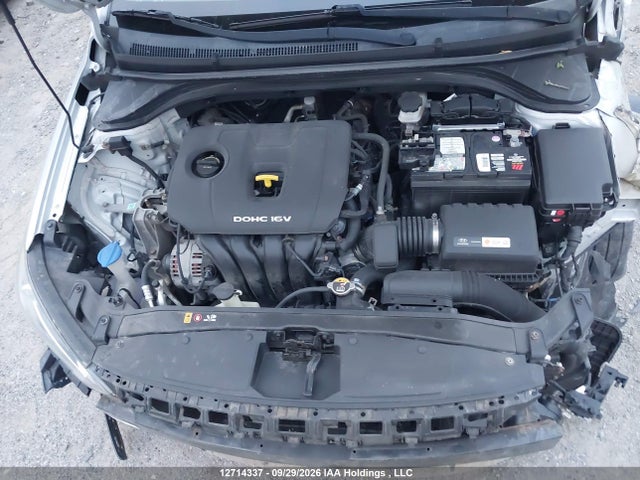 Hyundai ELANTRA SE 2017 5NPD74LF2HH144989 Image 10