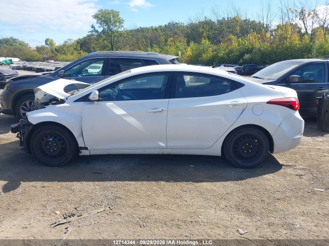 2015 Hyundai Elantra Se/sport/limited მანქანა იყიდება აუქციონზე, vin: 5NPDH4AE1FH619066, აუქციონის ნომერი: 12714344