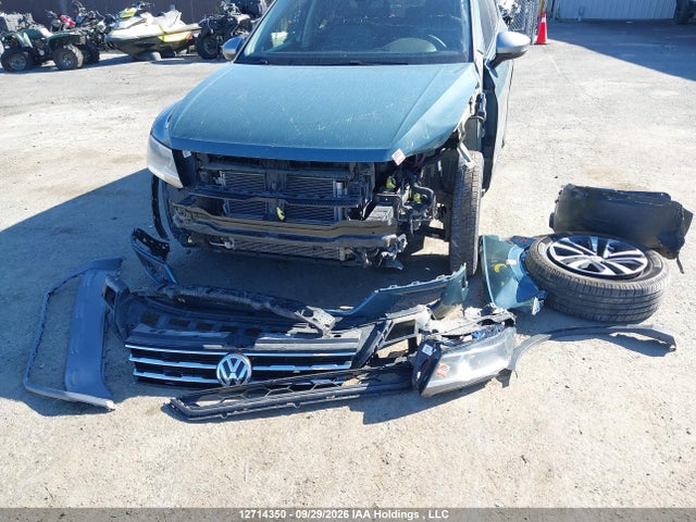 Продажа на аукционе авто 2020 Volkswagen Tiguan, vin: 3VV2B7AX2LM135507, номер лота: 12714350