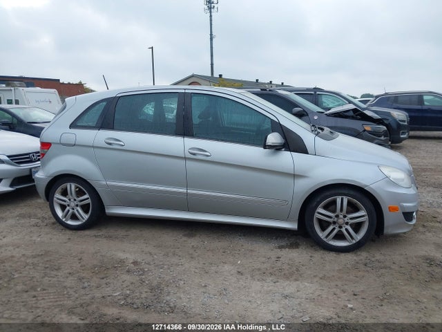 2011 Mercedes-benz B 200 მანქანა იყიდება აუქციონზე, vin: WDDFH3DB6BJ720003, აუქციონის ნომერი: 12714366