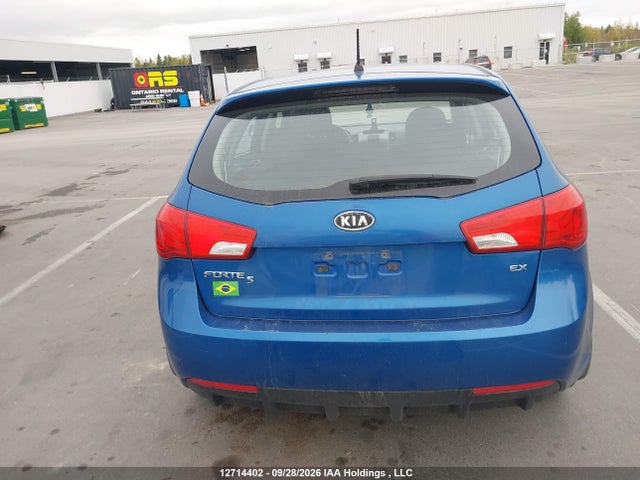 12714402 :رقم المزاد ، KNAFU5A27D5741375 vin ، 2013 Kia Forte Ex مزاد بيع