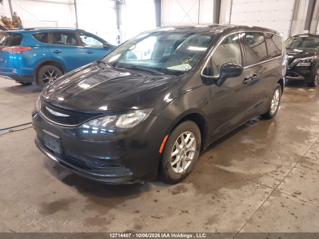 Chrysler Grand Caravan Sxt 2022 2C4RC1ZG9NR125368 Image 2