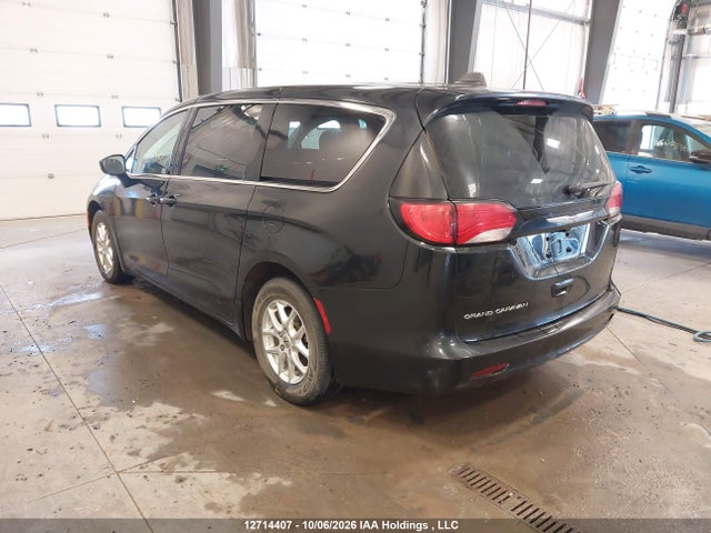 Chrysler Grand Caravan Sxt 2022 2C4RC1ZG9NR125368 Image 3