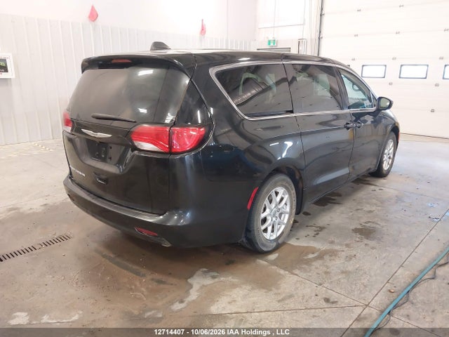 Chrysler Grand Caravan Sxt 2022 2C4RC1ZG9NR125368 Image 4