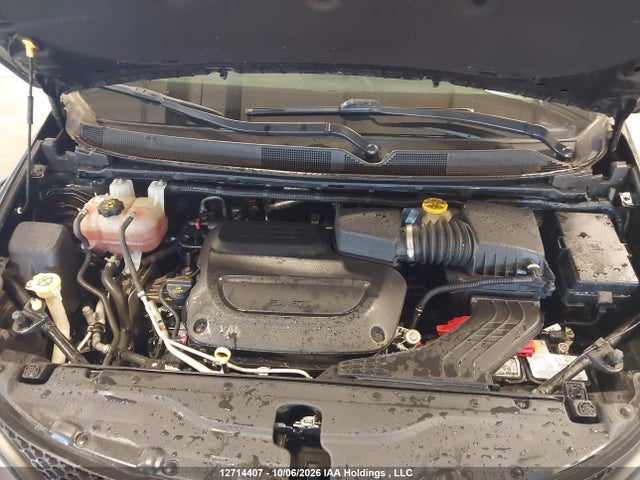 Chrysler Grand Caravan Sxt 2022 2C4RC1ZG9NR125368 Image 9