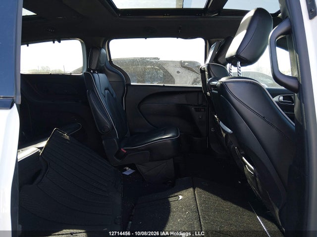 Chrysler Pacifica Limited 2019 2C4RC1GG0KR657929 Image 8
