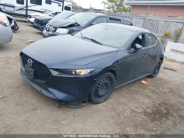 Продажа на аукционе авто 2019 Mazda 3 Preferred Plus, vin: JM1BPALM2K1106004, номер лота: 12714522