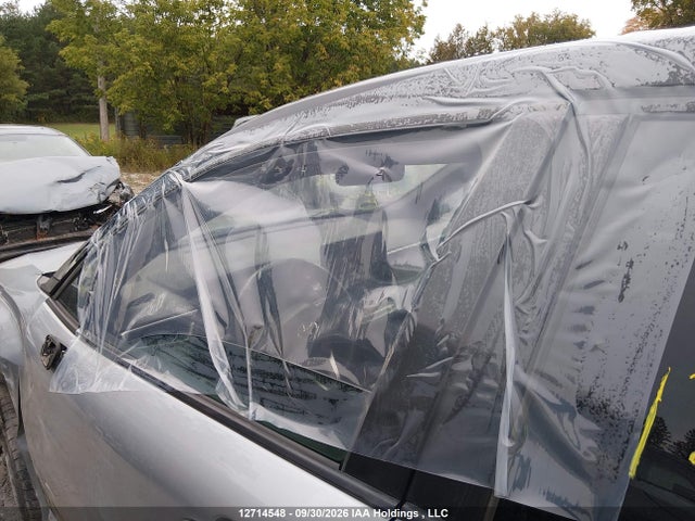 Продажа на аукционе авто 2024 Toyota Corolla Cross Hybrid Se, vin: 7MUFBABG5RV034763, номер лота: 12714548