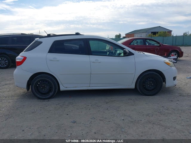 Продажа на аукционе авто 2010 Toyota Corolla Matrix S, vin: 2T1LE4EE4AC015506, номер лота: 12714566
