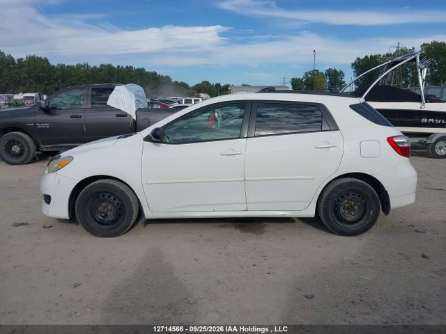 Продажа на аукционе авто 2010 Toyota Corolla Matrix S, vin: 2T1LE4EE4AC015506, номер лота: 12714566