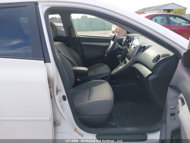 Продажа на аукционе авто 2010 Toyota Corolla Matrix S, vin: 2T1LE4EE4AC015506, номер лота: 12714566