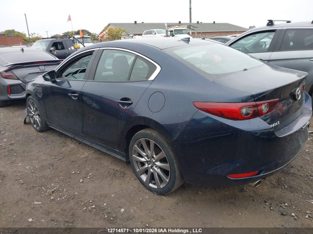 Продажа на аукционе авто 2022 Mazda Mazda3 Gt, vin: 3MZBPADLXNM307515, номер лота: 12714571