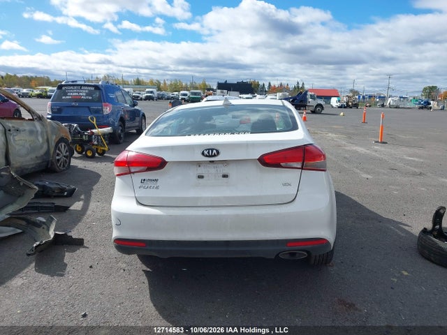 2018 Kia Forte Ex მანქანა იყიდება აუქციონზე, vin: 3KPFL4A83JE222425, აუქციონის ნომერი: 12714583