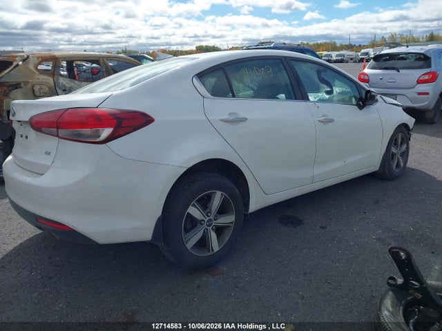 2018 Kia Forte Ex მანქანა იყიდება აუქციონზე, vin: 3KPFL4A83JE222425, აუქციონის ნომერი: 12714583