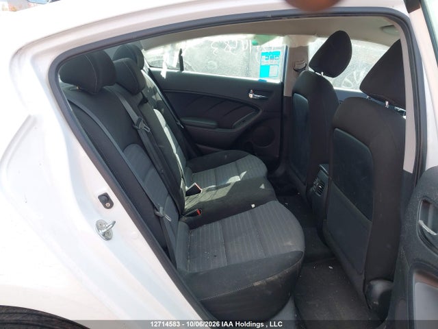 2018 Kia Forte Ex მანქანა იყიდება აუქციონზე, vin: 3KPFL4A83JE222425, აუქციონის ნომერი: 12714583