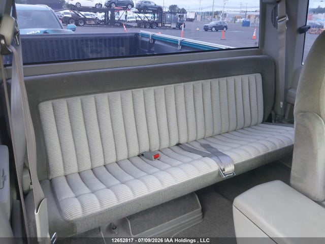 1993 Gmc Sierra C1500 მანქანა იყიდება აუქციონზე, vin: 2GTEC19H6P1561233, აუქციონის ნომერი: 12652817