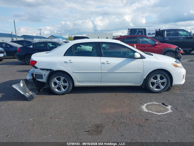 Продаж на аукціоні авто 2011 Toyota Corolla Le, vin: 2T1BU4EE9BC637454, номер лоту: 12705183