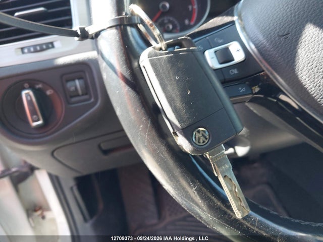 Продаж на аукціоні авто 2015 Volkswagen Golf 1.8 Tsi Comfortline/1.8 Tsi Highline/1.8 Tsi Trendline, vin: 3VW217AU5FM071696, номер лоту: 12709373