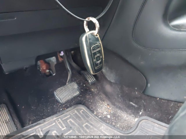 5LMCJ2D97HUL07872 Lincoln MKC SELECT