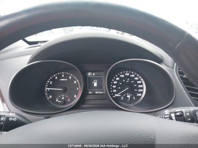 5XYZUDLB1HG393173 Hyundai Santa Fe Sport 2.4 Se