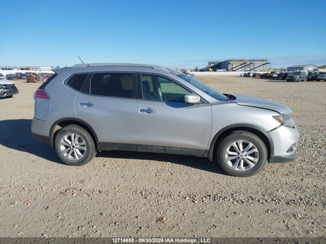 Продаж на аукціоні авто 2015 Nissan Rogue S/sl/sv, vin: 5N1AT2MV0FC886627, номер лоту: 12714658