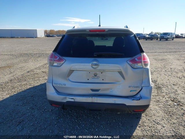 Продаж на аукціоні авто 2015 Nissan Rogue S/sl/sv, vin: 5N1AT2MV0FC886627, номер лоту: 12714658