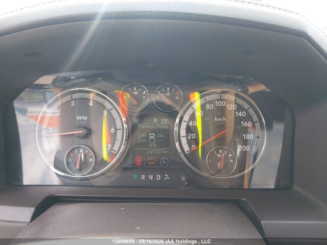 2010 Dodge Ram 1500 Laramie მანქანა იყიდება აუქციონზე, vin: 1D7RV1GT6AS103739, აუქციონის ნომერი: 12699659