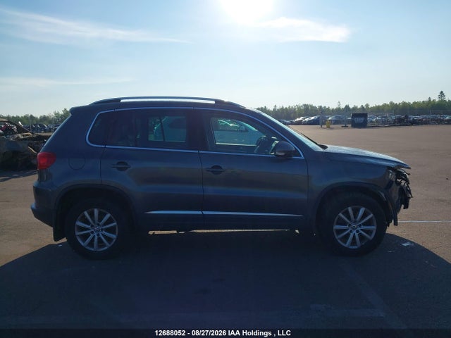 12688052 :رقم المزاد ، WVGMV7AX4HK035837 vin ، 2017 Volkswagen Tiguan Comfortline مزاد بيع