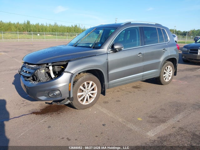 12688052 :رقم المزاد ، WVGMV7AX4HK035837 vin ، 2017 Volkswagen Tiguan Comfortline مزاد بيع