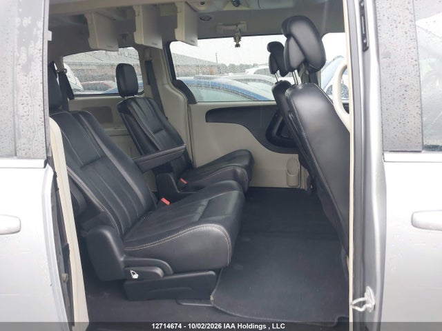 Dodge Grand Caravan Crew 2016 2C4RDGDG3GR355496 Image 8