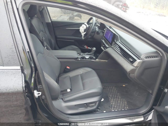 Toyota CAMRY XLE 2025 4T1DBADK2SU534086 Image 5