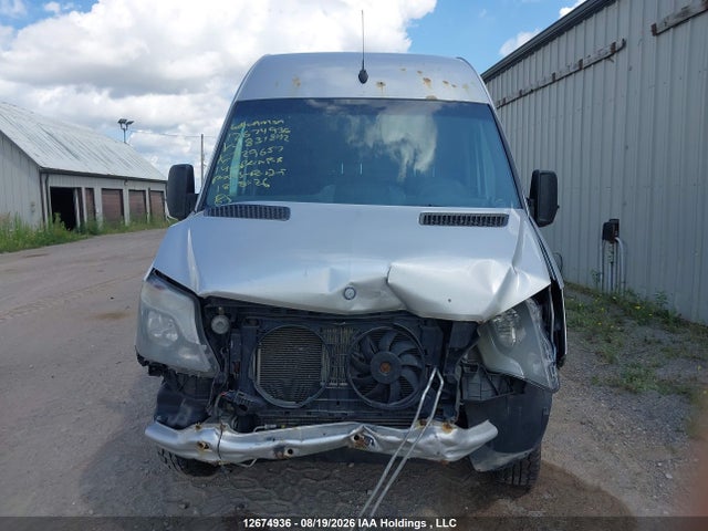 2014 Mercedes-benz Sprinter 2500 Standard Roof მანქანა იყიდება აუქციონზე, vin: WD3BE7DCXE5831842, აუქციონის ნომერი: 12674936