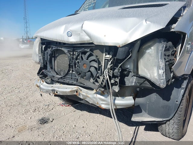 2014 Mercedes-benz Sprinter 2500 Standard Roof მანქანა იყიდება აუქციონზე, vin: WD3BE7DCXE5831842, აუქციონის ნომერი: 12674936