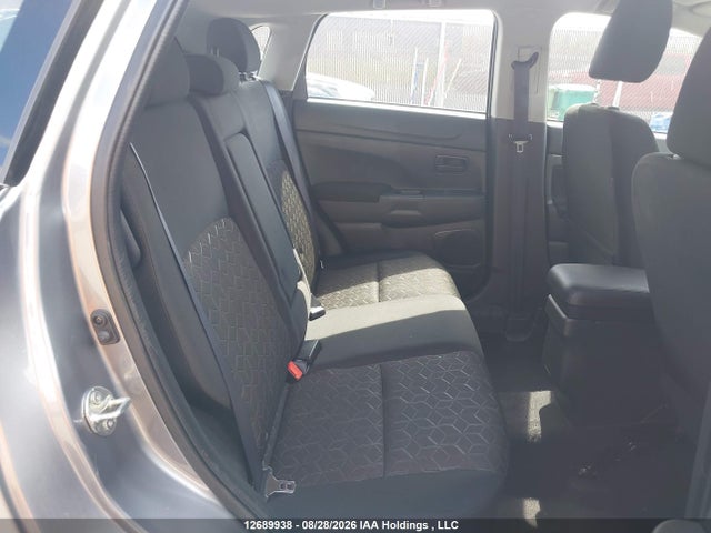 Продажа на аукционе авто 2023 Mitsubishi Rvr Es, vin: JA4AJUAU5PU606207, номер лота: 12689938