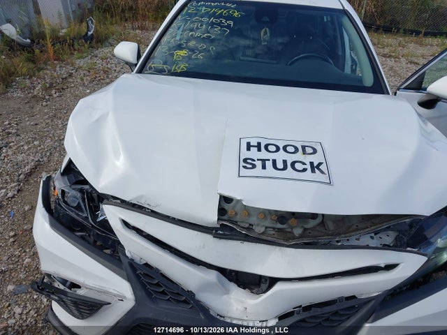 4T1G11AK1NU001039 Toyota CAMRY SE