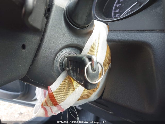 4T1G11AK1NU001039 Toyota CAMRY SE