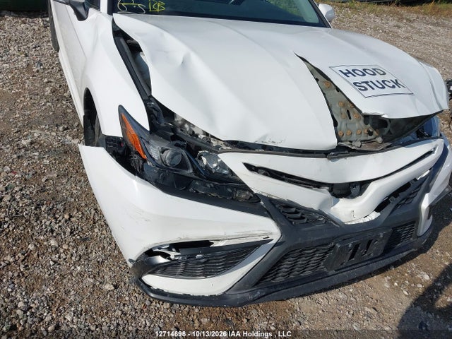 4T1G11AK1NU001039 Toyota CAMRY SE