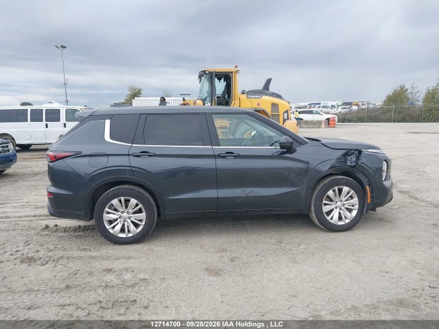 2025 Mitsubishi Outlander Es მანქანა იყიდება აუქციონზე, vin: JA4J4UA8XSZ626765, აუქციონის ნომერი: 12714700