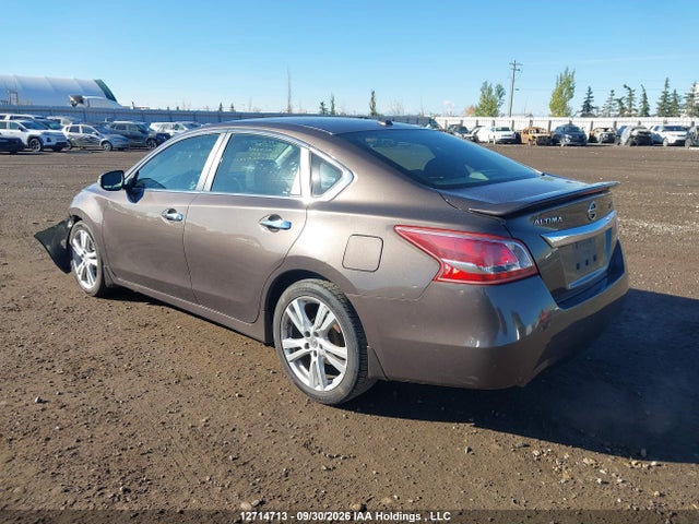 12714713 :رقم المزاد ، 1N4BL3AP3DN463598 vin ، 2013 Nissan Altima 3.5 Sl/3.5 Sv مزاد بيع