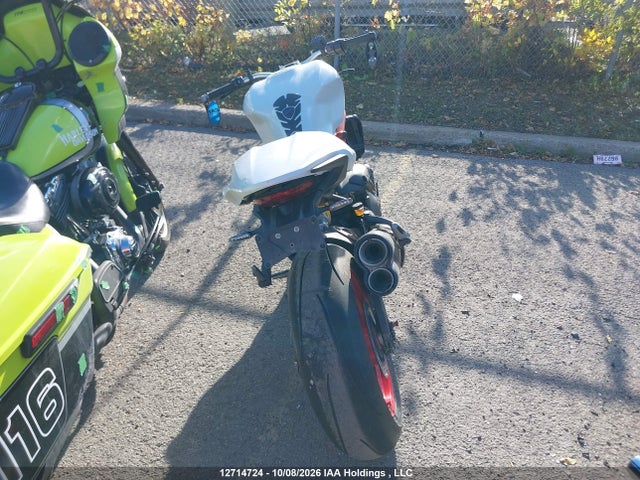 Ducati Monster 821 2015 ZDM1RBTS3FB006315 Image 6