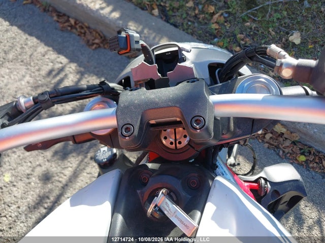Ducati Monster 821 2015 ZDM1RBTS3FB006315 Image 7