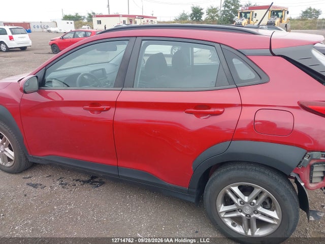 12714752 :رقم المزاد ، KM8K12AAXJU117079 vin ، 2018 Hyundai Kona Se مزاد بيع