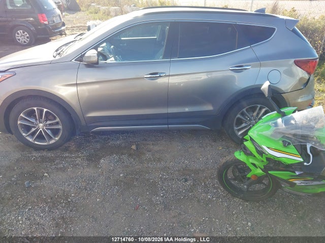 5XYZUDLA2HG458569 Hyundai SANTA FE SPORT