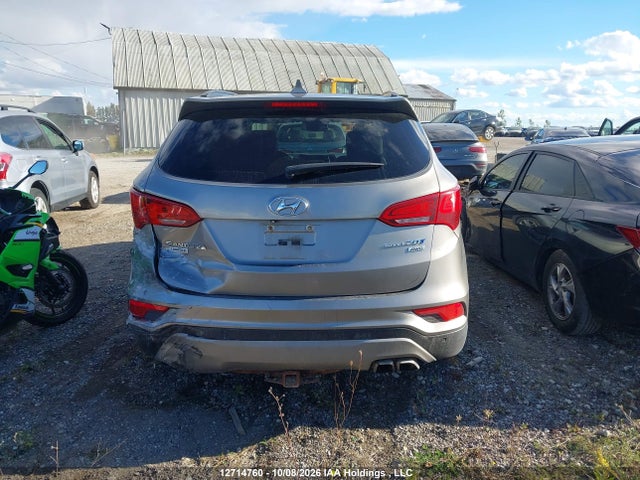 5XYZUDLA2HG458569 Hyundai SANTA FE SPORT