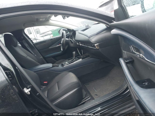 12714771 :رقم المزاد ، 3MVDMBCL1MM267754 vin ، 2021 Mazda Cx-30 Gs مزاد بيع