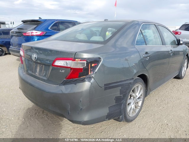 12714790 :رقم المزاد ، 4T1BF1FK4CU566029 vin ، 2012 Toyota Camry Se/le/xle مزاد بيع