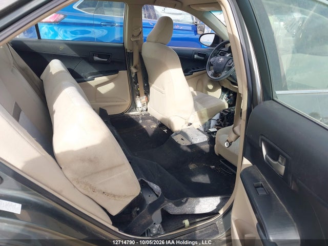 12714790 :رقم المزاد ، 4T1BF1FK4CU566029 vin ، 2012 Toyota Camry Se/le/xle مزاد بيع