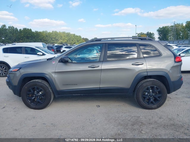 Продаж на аукціоні авто 2016 Jeep Cherokee Trailhawk, vin: 1C4PJMBS4GW365984, номер лоту: 12714792